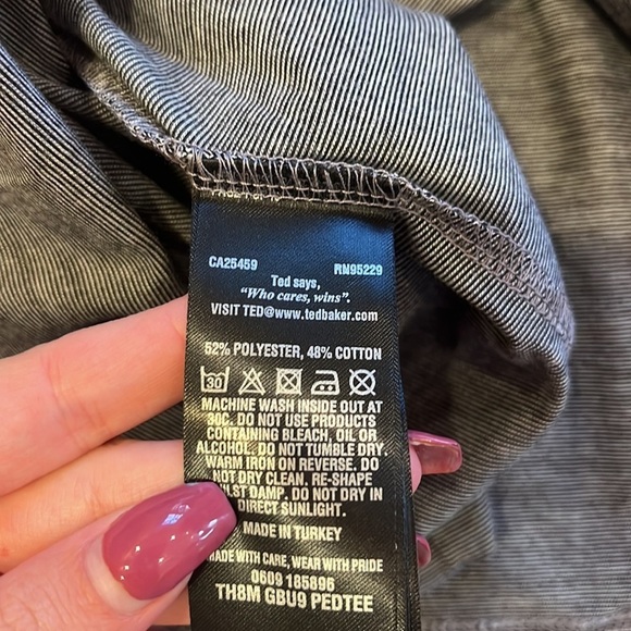 NWT Ted Baker Men’s Black Striped T-Shirt Size 5 (XL) - Picture 6 of 7